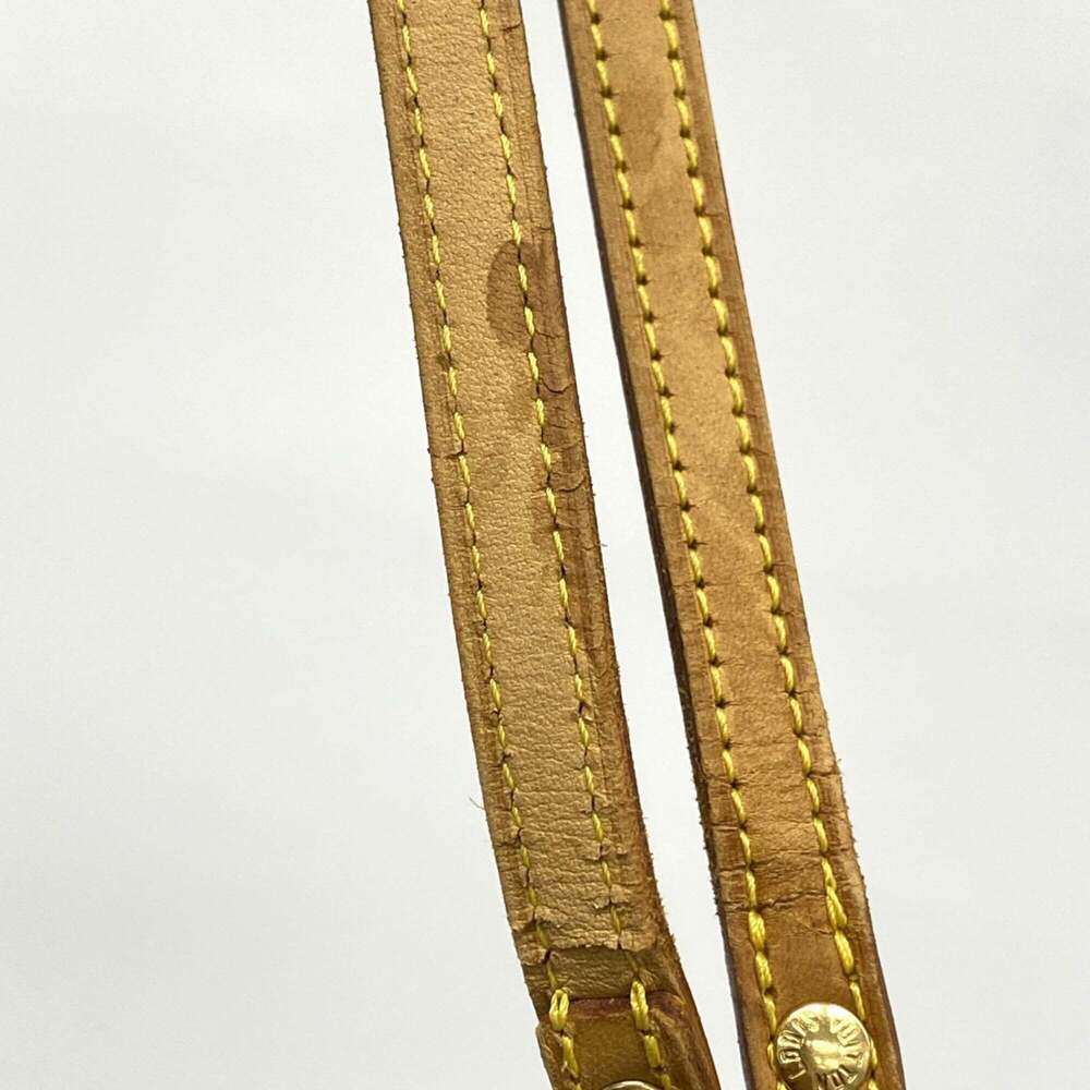 LOUIS VUITTON Brown Monogram Tote Bag - Picture 8 of 16